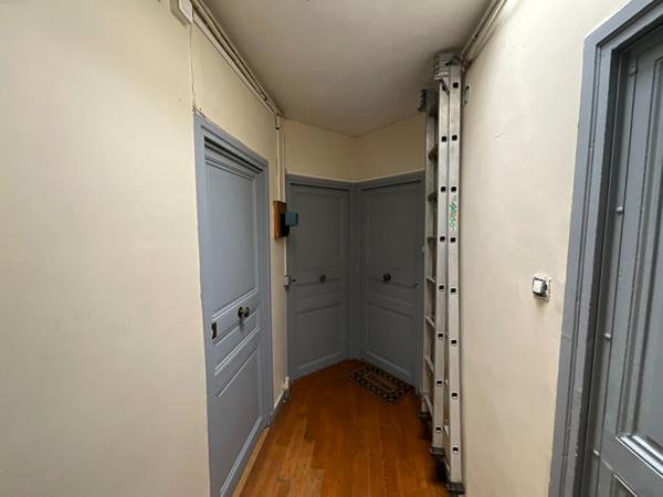 Magnifique pied-à-terre Champs-Élysées