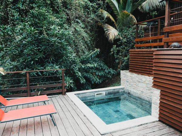 Maison à vendre    7 pièces •  Rivière-Pilote