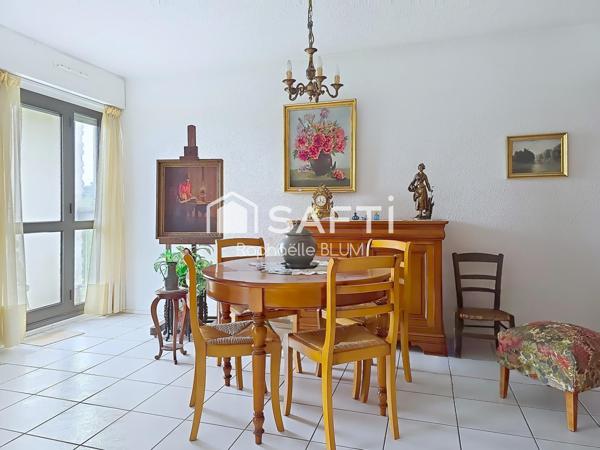 Appartement lumineux en centre ville, vue dégagée.