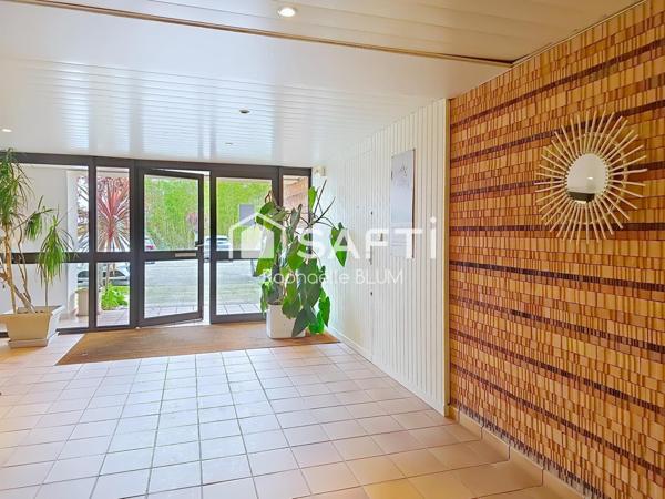 Appartement lumineux en centre ville, vue dégagée.