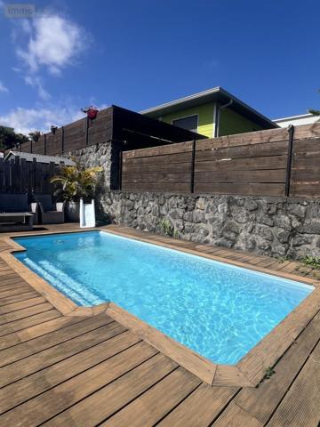 Maison à vendre à Saint-Pierre à la Réunion (97410), ref : 97411-318