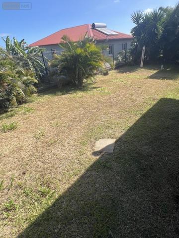 Maison à vendre à Saint-Pierre à la Réunion (97410), ref : 97411-318