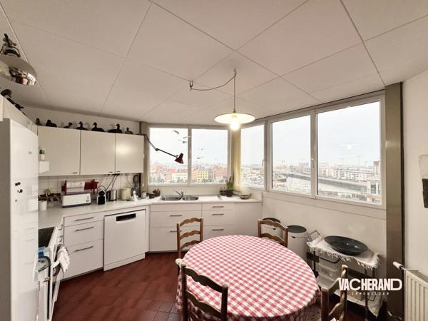 Appartement 145m² trois chambres avec cave et garage