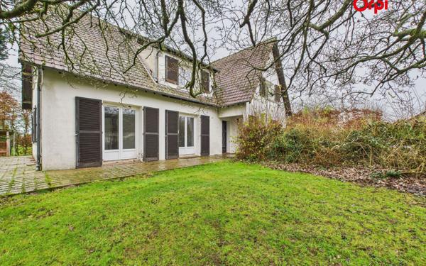 Maison à louer    5 pièces •  Bernay