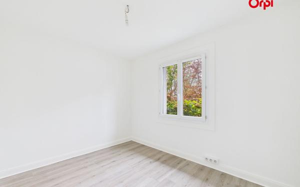 Maison à louer    5 pièces •  Bernay