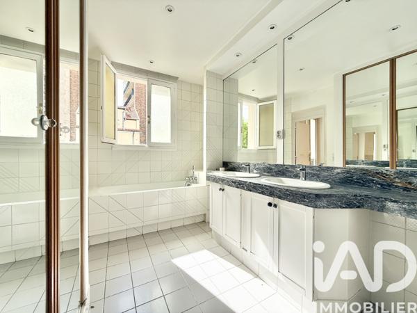 Maison à vendre 8 pièces 169,3 m² Saint-Mandé