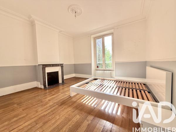 Maison à vendre 8 pièces 169,3 m² Saint-Mandé