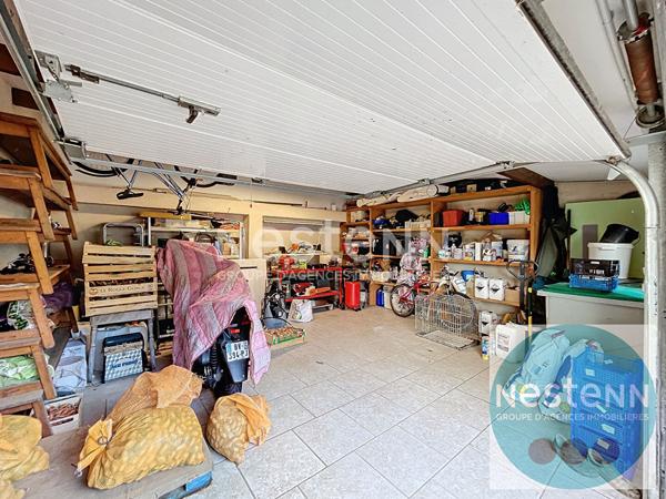 Vineuil, Grande maison de 317 m², ancien restaurant avec appartement, proche des commerces sur un terrain clos de 695 m² avec garage et cave