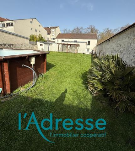 Longère 140 m² + STUDIO 20 m²+ 2 DEPENDANCES x 22 m² + BOX+++