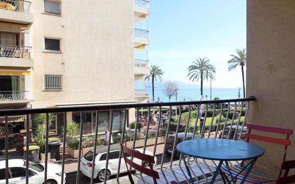 Appartement à vendre    3 pièces • 54 m2 Roquebrune-Cap-Martin
