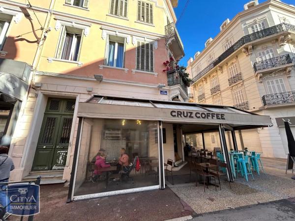 Immeuble à vendre 630m²