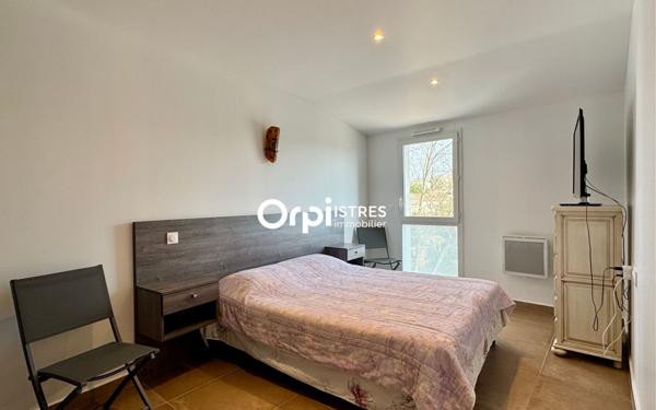 Appartement à vendre    3 pièces •  Istres