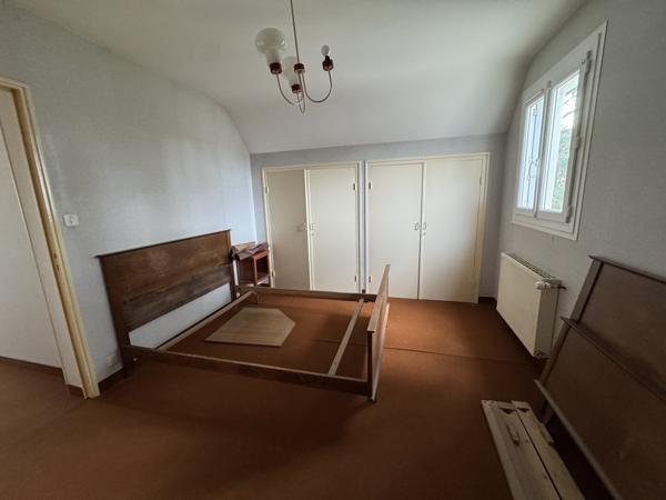 Maison 5 chambres sur environ 1900 m² de terrain