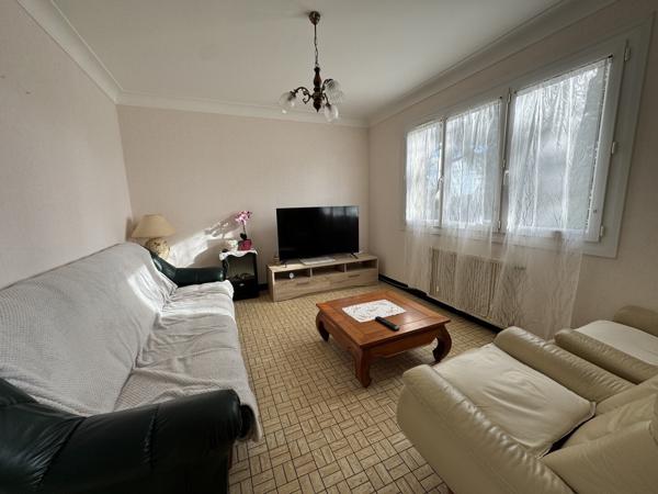 Maison 5 chambres sur environ 1900 m² de terrain