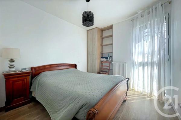 Appartement F3 à vendre  3 pièces - 80,28 m 2   ST AVE  - 56