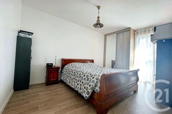 Appartement F3 à vendre  3 pièces - 80,28 m 2   ST AVE  - 56