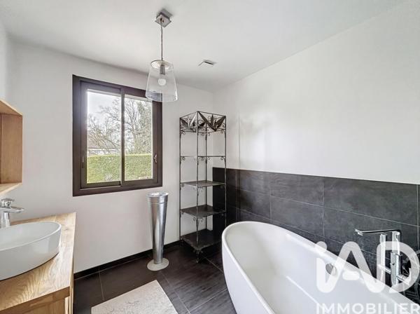 Maison à vendre 7 pièces 220 m² Montmorency