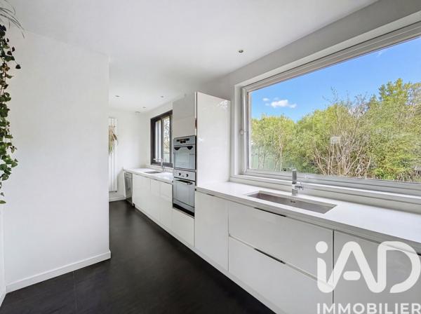 Maison à vendre 7 pièces 220 m² Montmorency