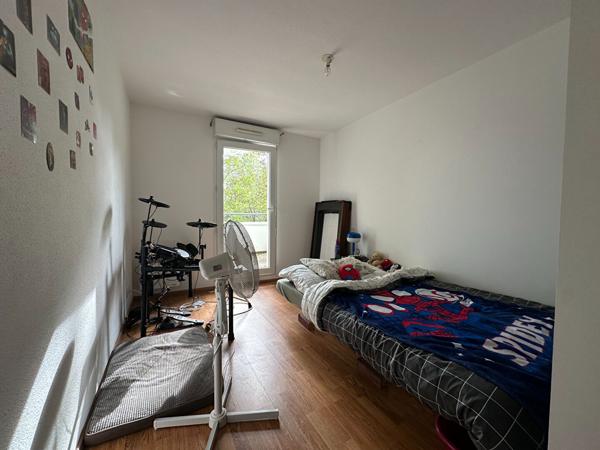 A vendre à Vannes Ouest  Appartement T2 avec terrasse et parking extérieur