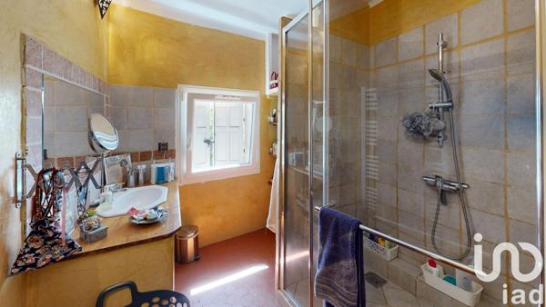 Maison de village 4 pièces de 114 m² à Mérindol (84360)