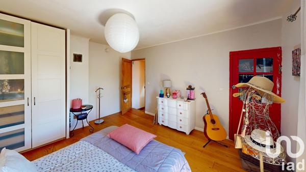 Maison de village 4 pièces de 114 m² à Mérindol (84360)