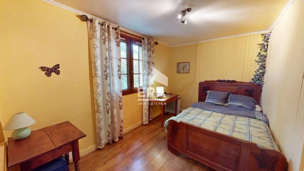 MAISON BOURGES 7 PIÈCES 180 M²