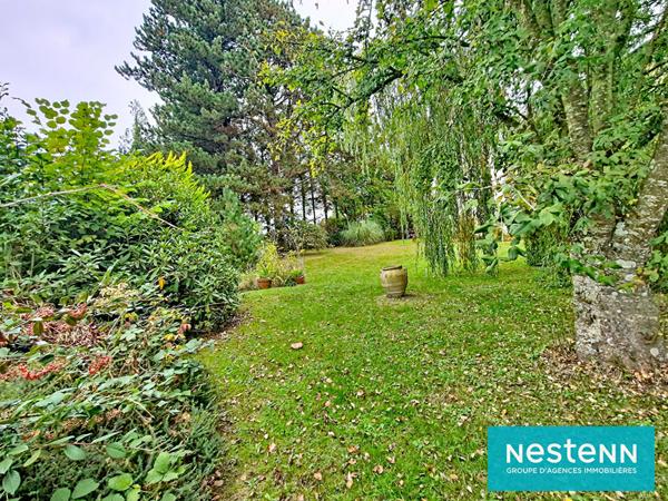 A VENDRE - TREGUEUX - Terrain constructible de 617 m²- hors lotissement - libre de constructeur