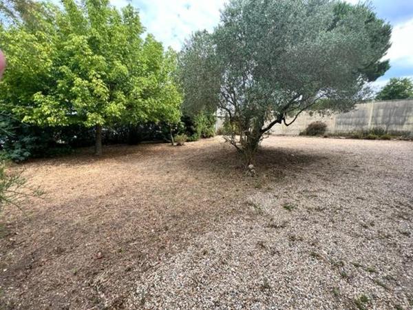 Saint-Georges-de-Didonne (17110) 

EXCELLENT EMPLACEMENT