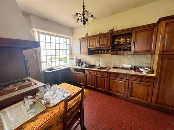 Saint-Georges-de-Didonne (17110) 

EXCELLENT EMPLACEMENT