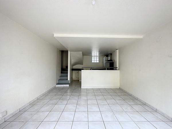 Maison Oissel 3 pièce(s) 62m²