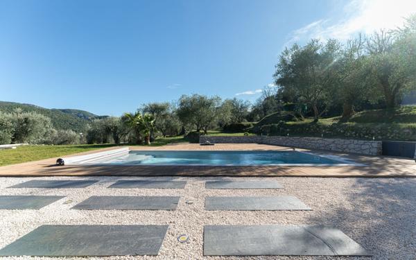 Maison à vendre    4 pièces • 123 m2 Levens