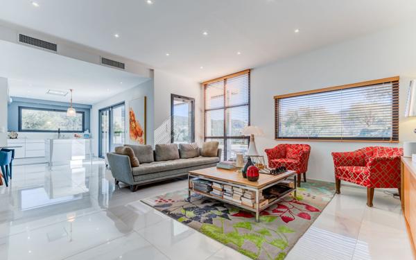 Maison à vendre    4 pièces • 123 m2 Levens