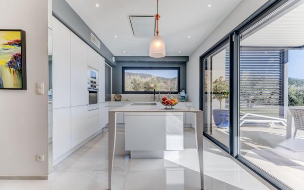 Maison à vendre    4 pièces • 123 m2 Levens