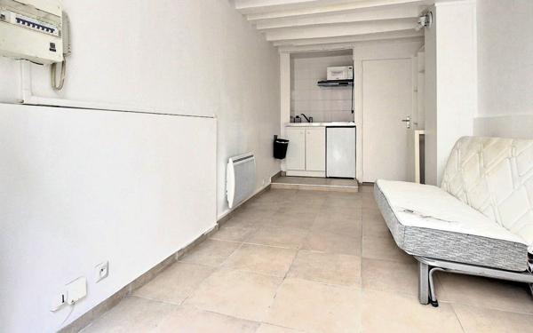 Appartement à vendre    2 pièces • 17,03 m2 Paris 12