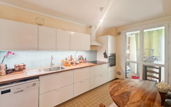 Appartement à vendre    3 pièces • 68,55 m2 Romans-sur-Isère