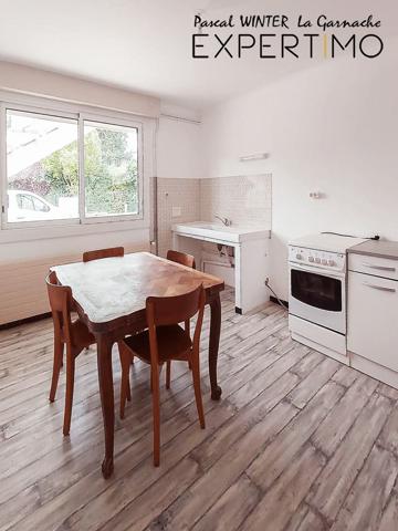 Challans (85300) Maison avec 4 appartements proche commodités de Challans,185m²