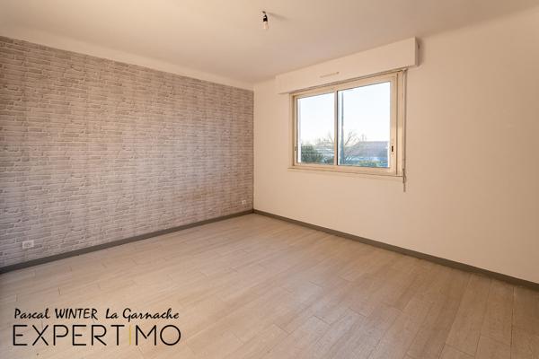 Challans (85300) Maison avec 4 appartements proche commodités de Challans,185m²