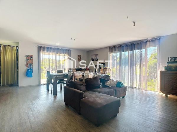 Maison 6 pièces 131 m² avec terrain de 2126 m²