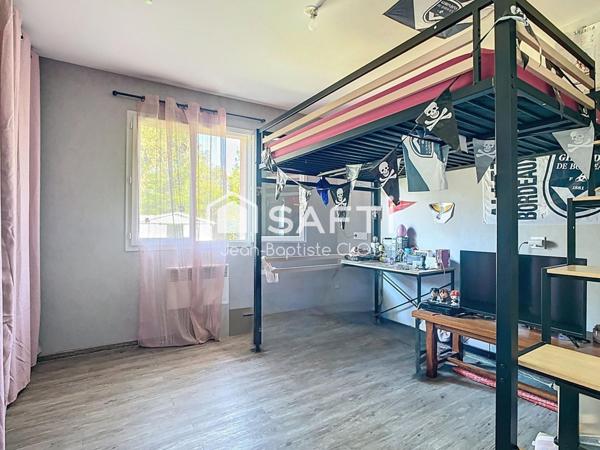 Maison 6 pièces 131 m² avec terrain de 2126 m²