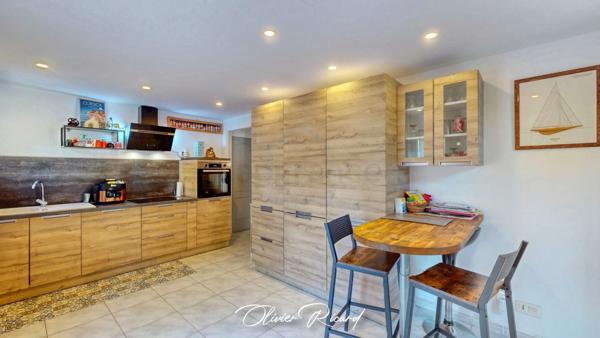 MEZE (34) Maison à vendre 7 pièces 152 m2 + garage - 406 m2 de terrain