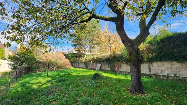 Charmante demeure familiale T4  aux volumes généreux, trois chambres et double salle d'eau, idéalement située