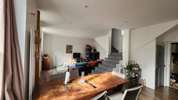 Charmante demeure familiale T4  aux volumes généreux, trois chambres et double salle d'eau, idéalement située