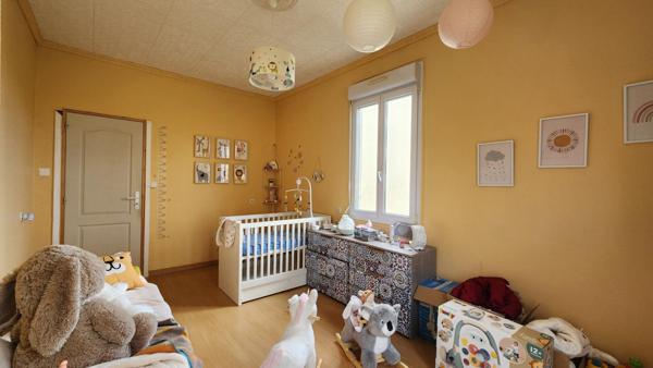 Charmante demeure familiale T4  aux volumes généreux, trois chambres et double salle d'eau, idéalement située