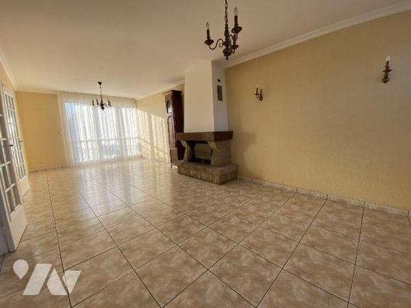 Secteur Coataudon ? Située en impasse, au c?ur d'un quartier résidentiel calme et recherché, à ...