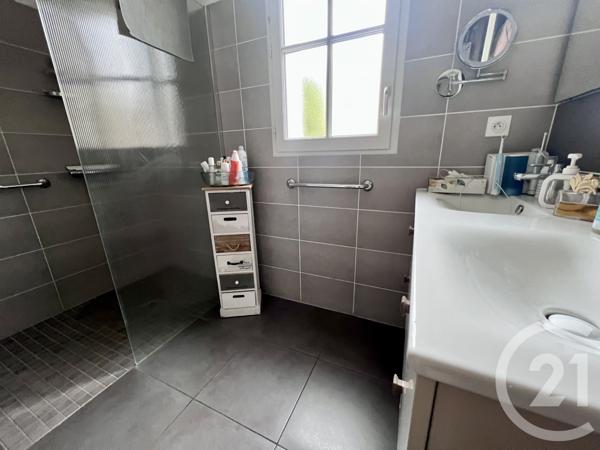 Appartement T4 à vendre  4 pièces - 108,32 m 2   LA ROCHELLE  - 17