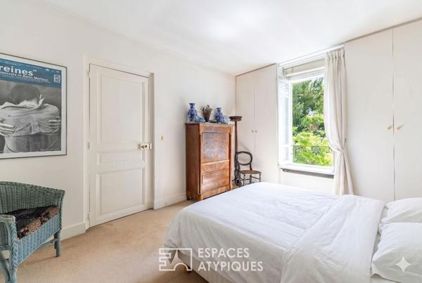 Hotel particulier avec jardin et atelier