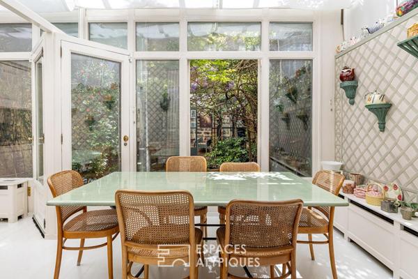 Hotel particulier avec jardin et atelier