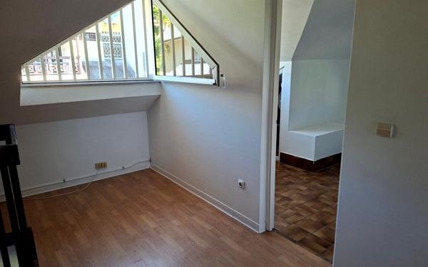 Appartement à louer    3 pièces •  Le Gosier