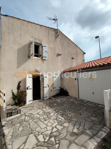 Vente
                Maison84,74 m² - 3 Pièces -
                    ANGOULINS (17690)