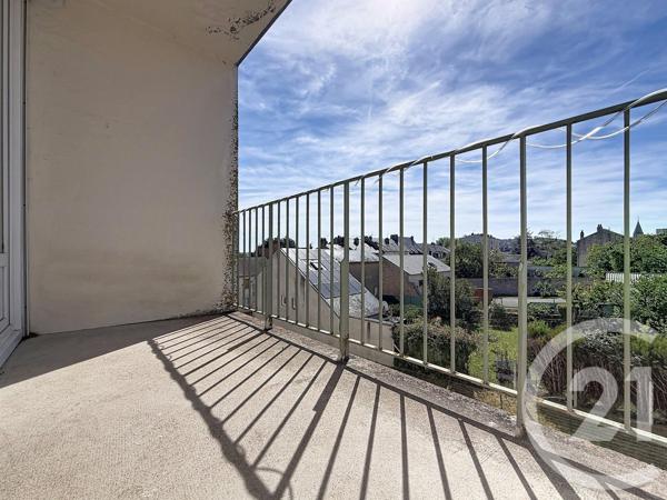 Appartement T3 à vendre  3 pièces - 62 m 2   GUERET  - 23